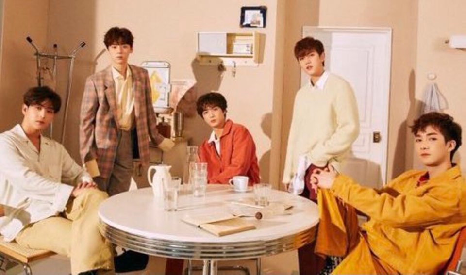 뉴이스트 단체 3