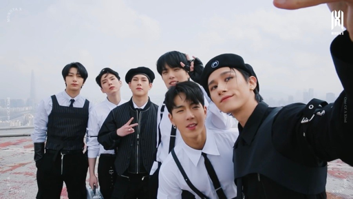 몬스타엑스 단체사진 3