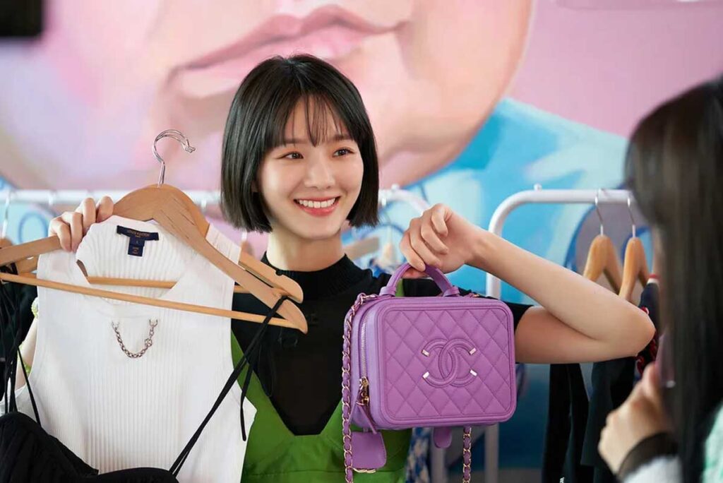 넷플릭스 셀러브리티 서아리 역 박규영