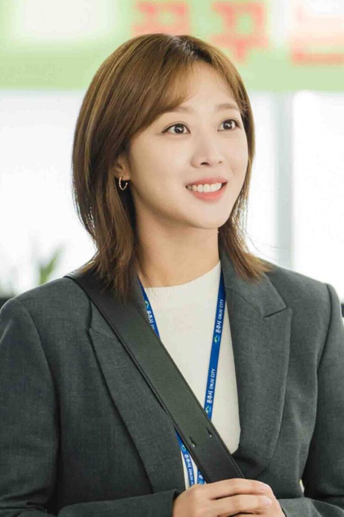 JTBC 드라마, 이 연애는 불가항력! 말단 공무원이 얻은 전설의 금서? 2 jtbc 드라마 이 연애는 불가항력 이홍조 역 조보아 사진