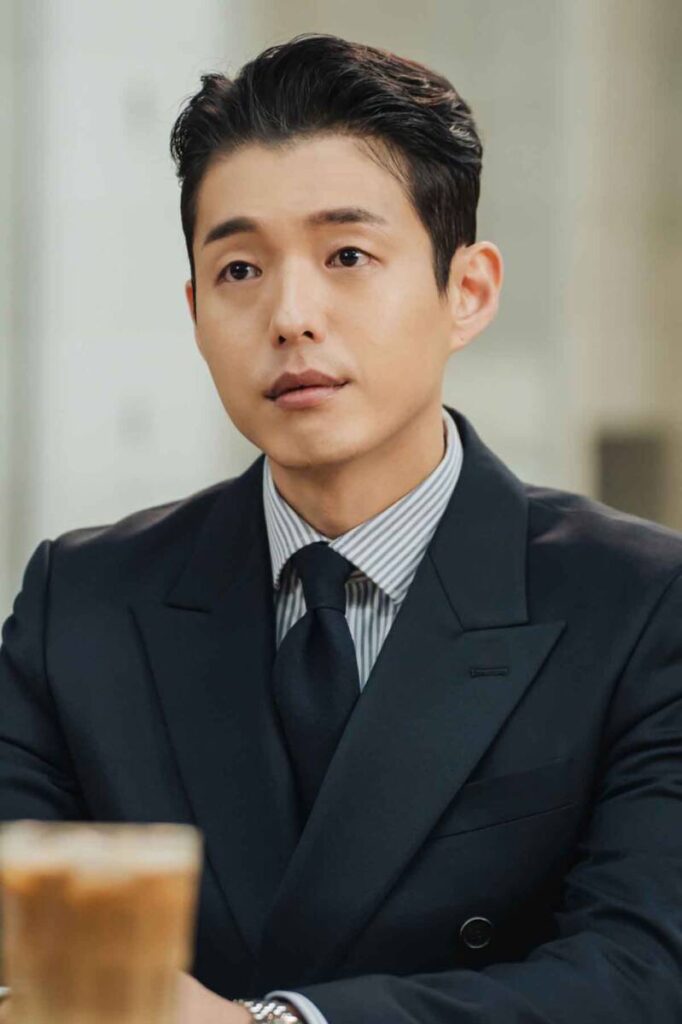 JTBC 드라마, 이 연애는 불가항력! 말단 공무원이 얻은 전설의 금서? 4 jtbc 드라마 이 연애는 불가항력 권재경 역 하준 사진