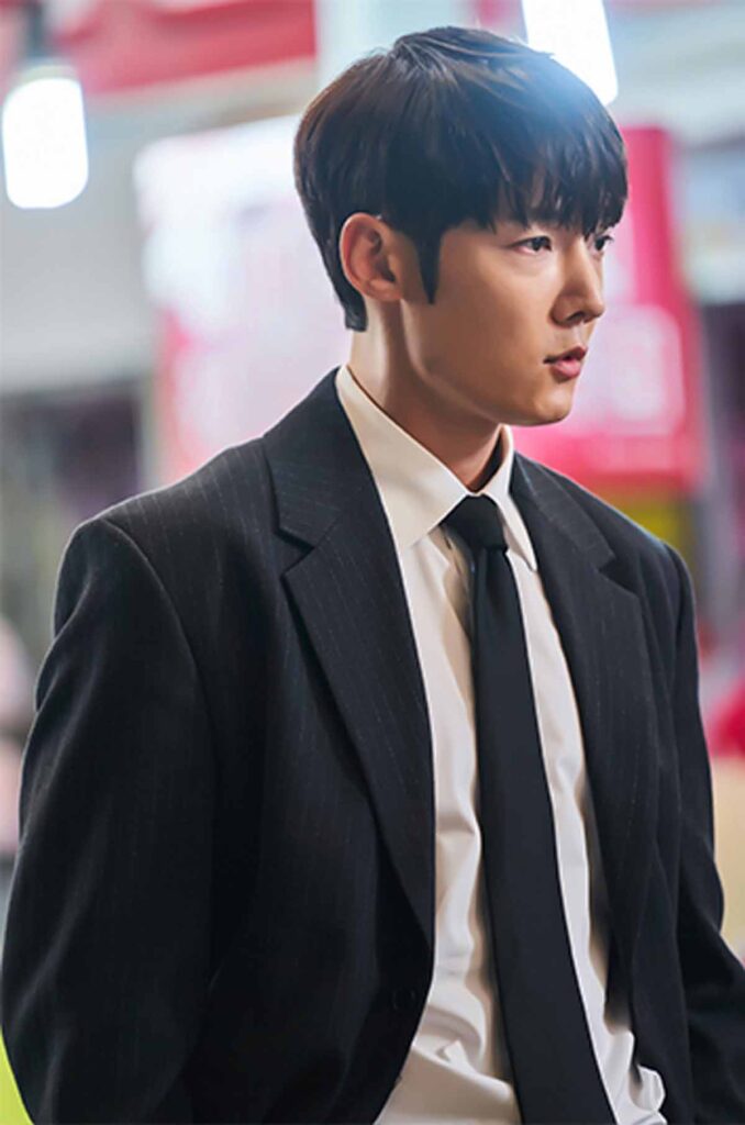 낮과 밤이 다른 그녀 최진혁