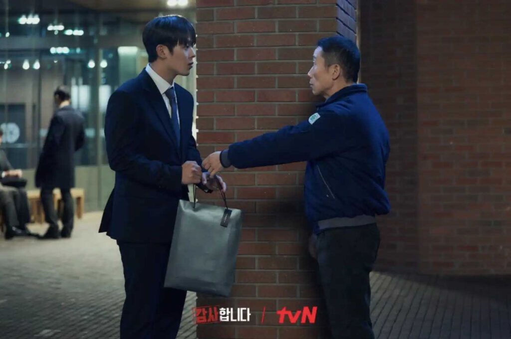 오피스 드라마 감사합니다 후기 '회사 비리는 내가 다 잡는다' 3 드라마 감사합니다 스틸컷