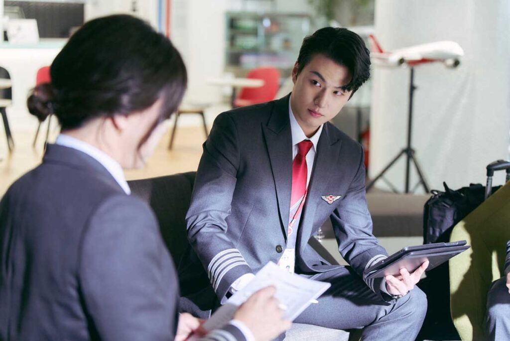 '여장남자 조정석?' 코미디 영화 파일럿은 얼마나 재미있을까? 6 파일럿 신승호