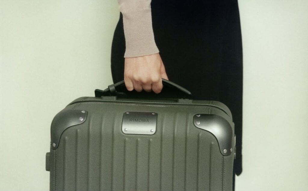 여행용 캐리어 럭셔리 캐리어 리모아