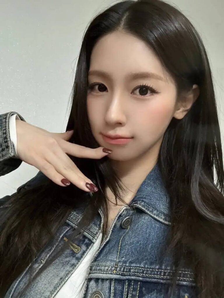 큐브 아이들 미연 포토샵 손가락