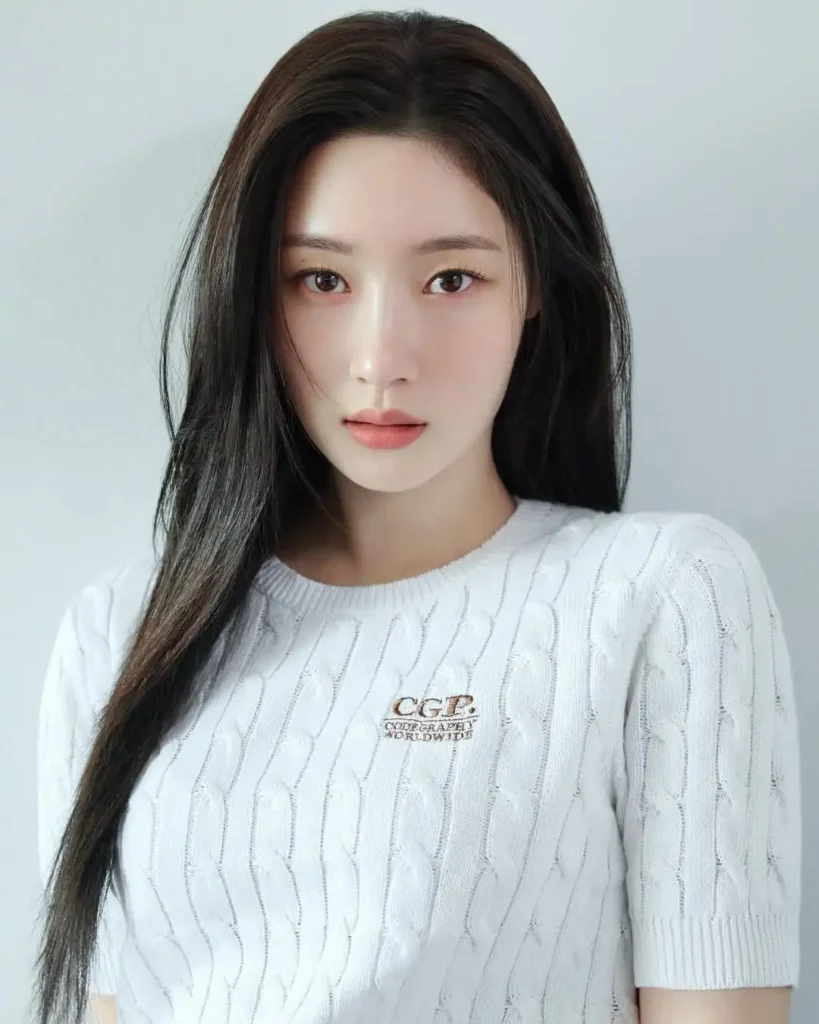 아이즈원 다이아 출신 정채연