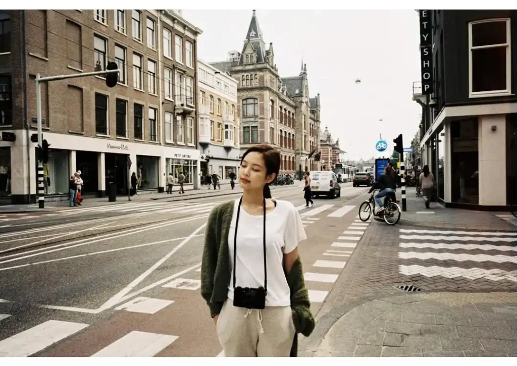 제니 사진전 블랙핑크 지수가 찍어준 제니 사진