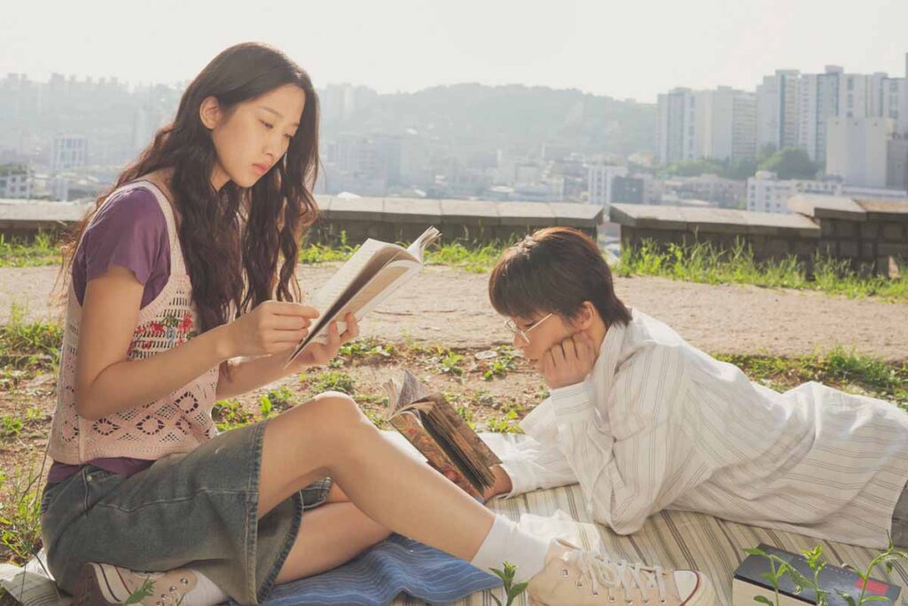 영화 만약에 우리 포스터