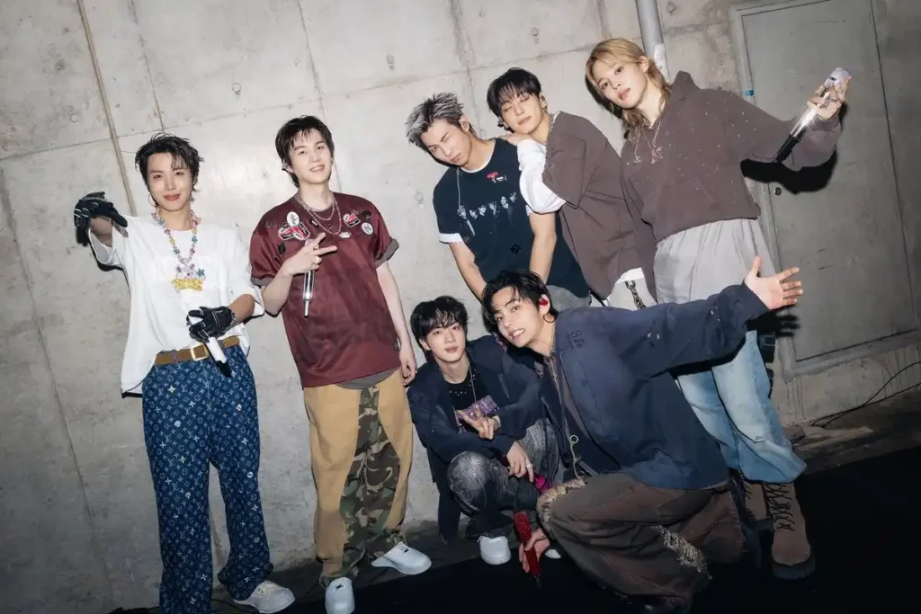 아리랑 월드투어 BTS RM 일본 흡연