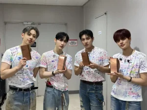 AB6IX 계약 종료 전웅 김동현 박우진 이대휘