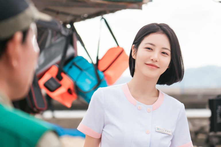닥터 섬보이 신예은