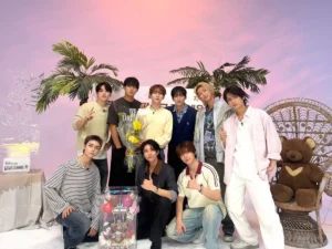 세븐틴 재계약 13명 전원