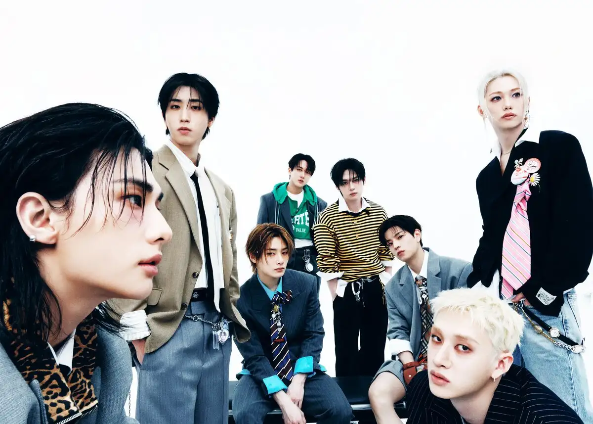 스트레이 키즈 컴백 'THIS & THAT' 커피 세계관으로 여름 가요계 장악 1 스트레이 키즈 컴백 ‘THIS & THAT’ 커피 세계관으로 여름 가요계 장악